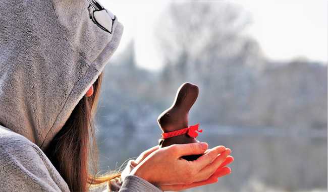 ragazza cioccolato
