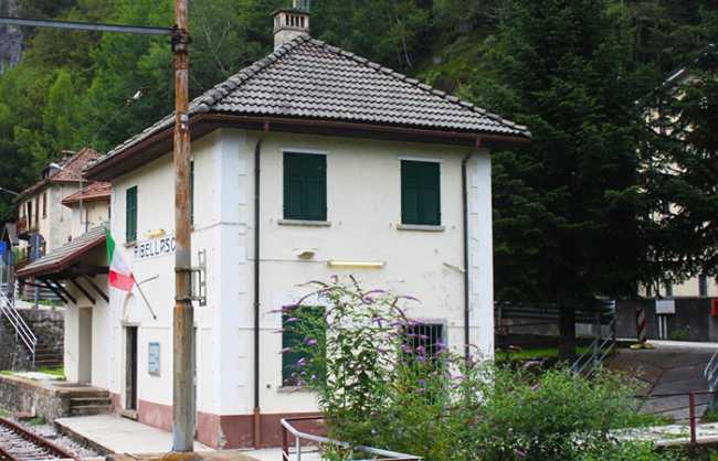 ribellasca confine dogana stazione