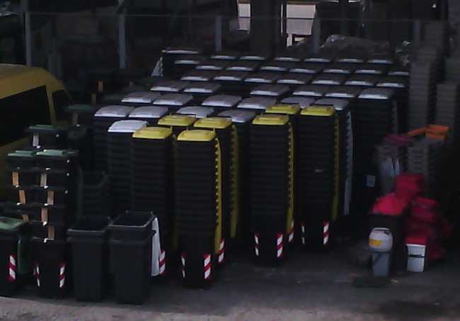 rifiuti bidoni conservco