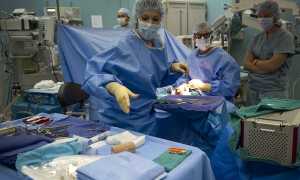 sala operatoria ospedale medici