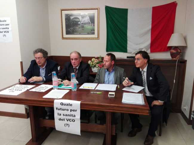 sanita tavolo comaita gallo immovilli