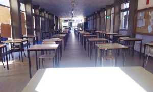 scuola banchi esame