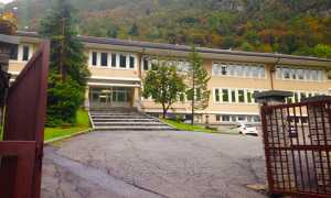 scuola media vanzone