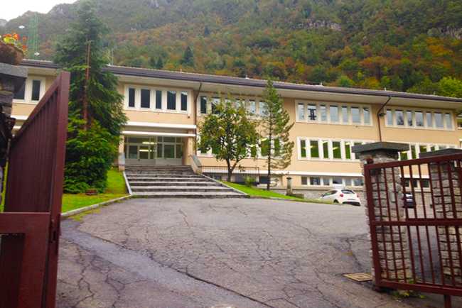 scuola media vanzone