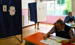 seggio cabina elezioni