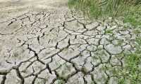 siccita terra foto