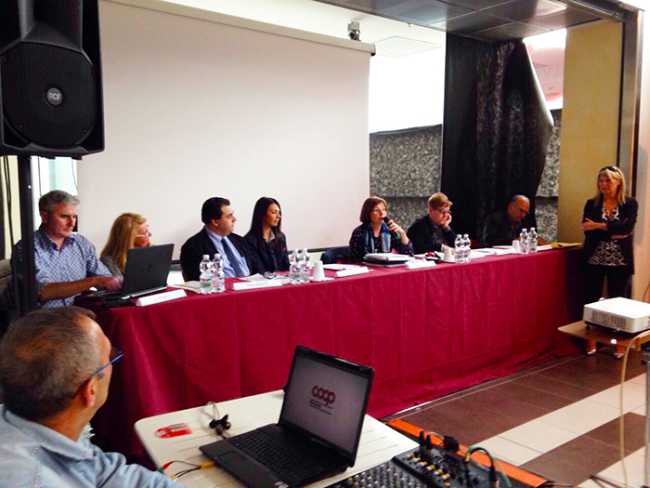 soci coop assemblea palco