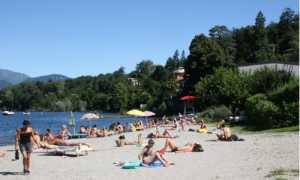 spiaggia arona