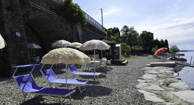 spiaggia suna
