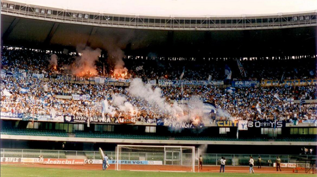 stadio tifosi fuoco