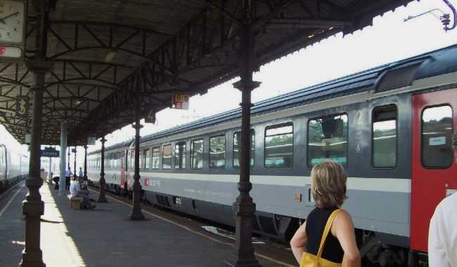 stazione arona