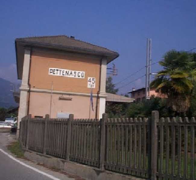 stazione di Pettenasco700