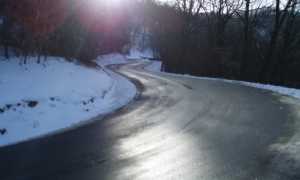 strada ghiacciata