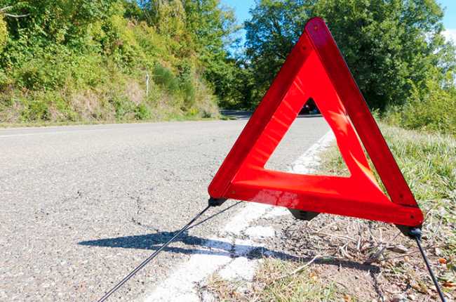 strada triangolo pericolo