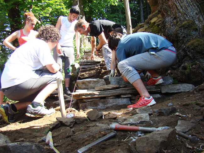 studenti geometri einaudi lavoro