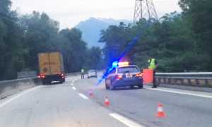 superstrada auto ferma