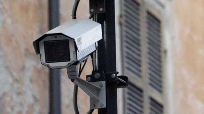 telecamera generica lug 2015