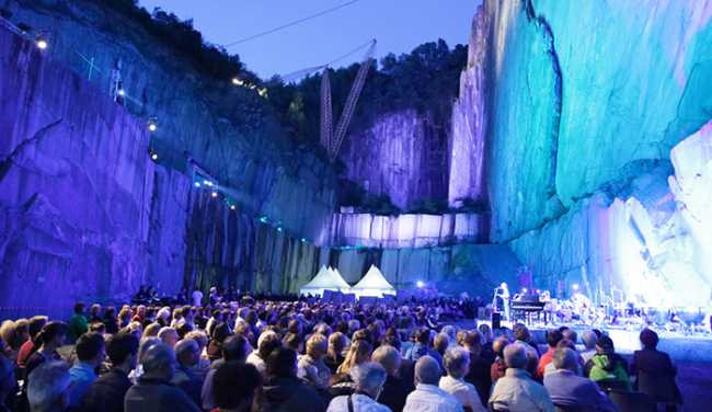 tones stone trontano 2016