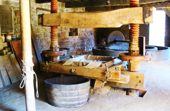 torchio antico legno