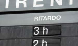 treni ritardo