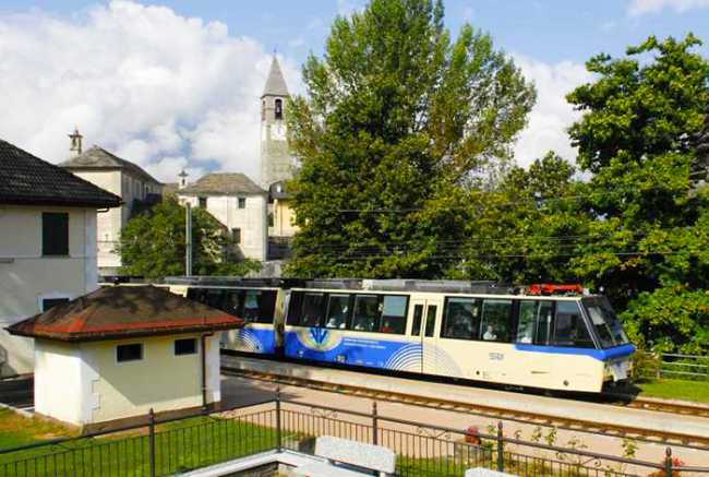 trenino vigezzina trontano