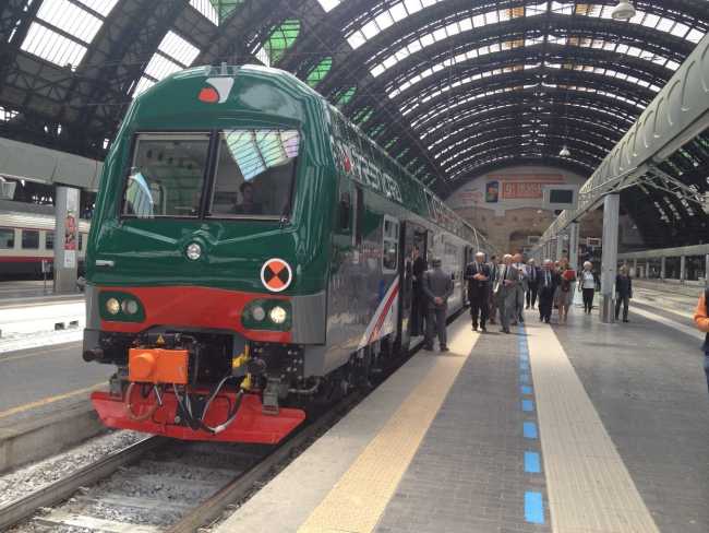 treno pensolari milano generico
