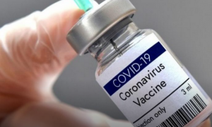 vaccino covid coronavirus boccetta copia