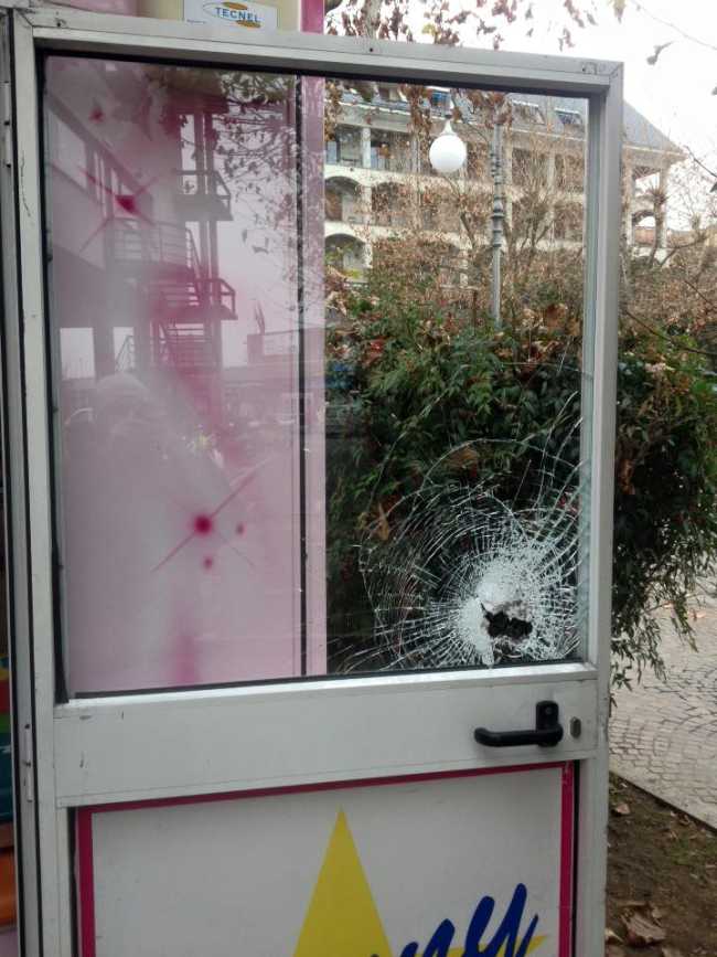 vandali giostre intra