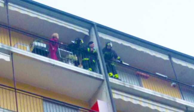 vigili fuoco balcone