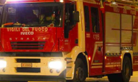 vigili fuoco camion notte