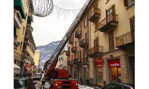 vigili fuoco tetto neve