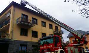 vigili fuoco trontano scala