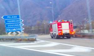 vigili fuoco uscita superstrada