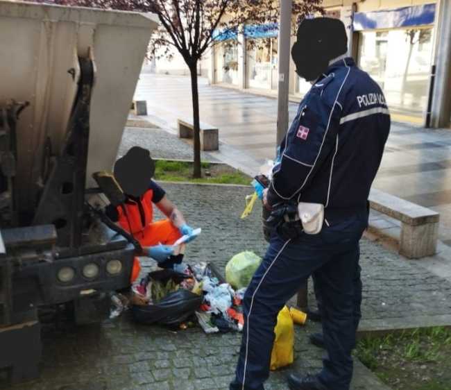 vigili rifiuti