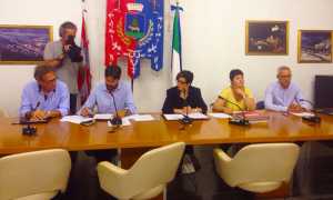 villa sindaco consiglio migranti