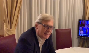 vittorio sgarbi corona