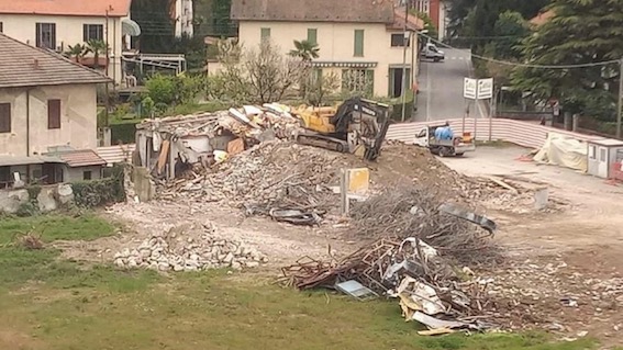 arona ex itis