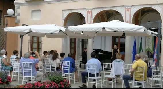 orta lirica