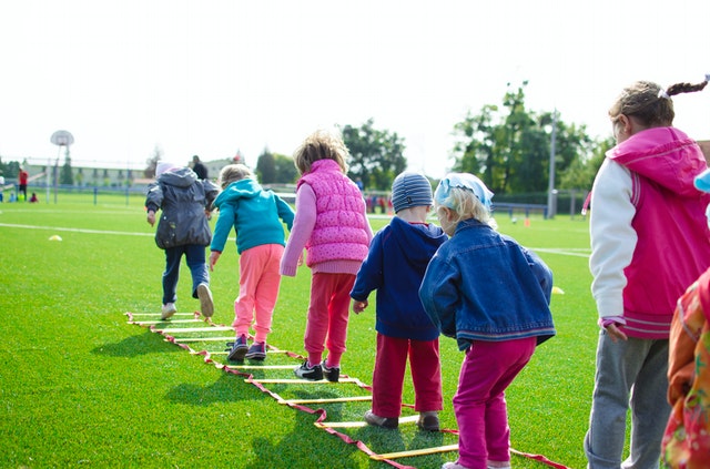 Bambini gioco