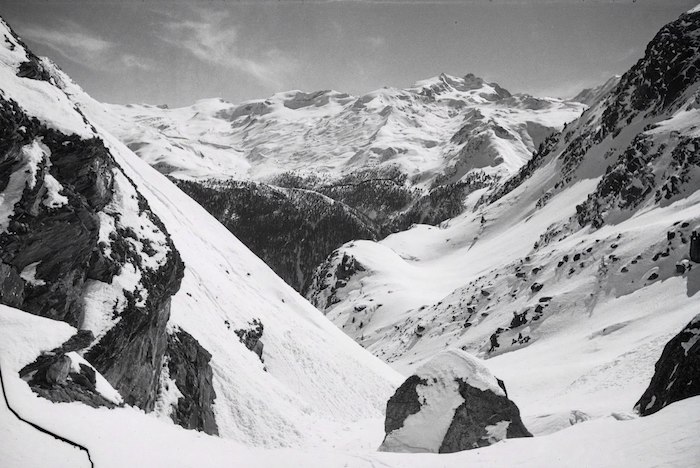 lossy page1 1280px ETH BIB Monte Rosa General Milch Inlandflüge LBS MH05 61 01.tif