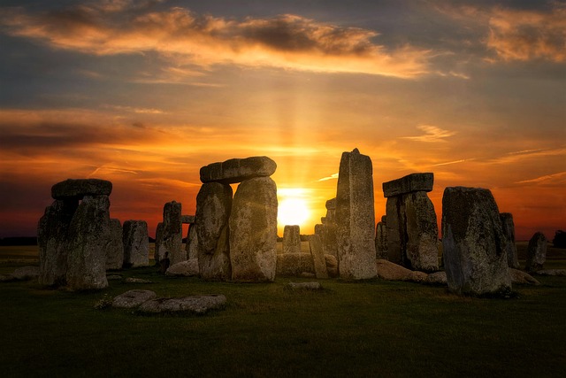 stonehenge 4614639 640
