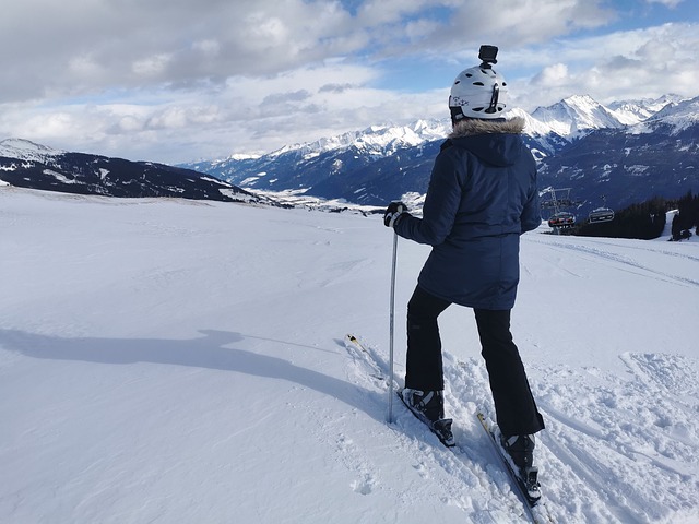 skier 7027114 640