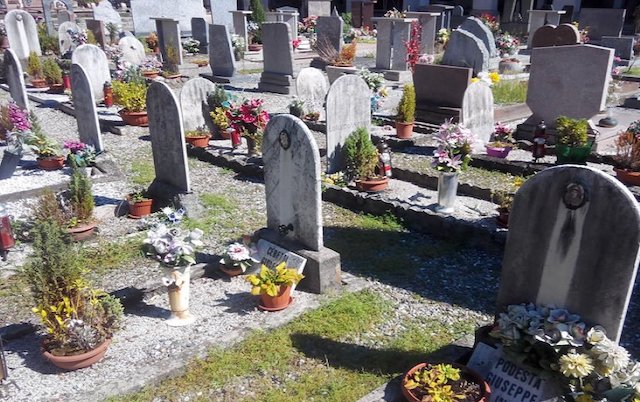 cimitero intra