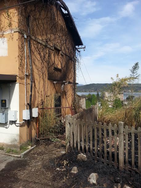 incendio dormelletto aprile 2015