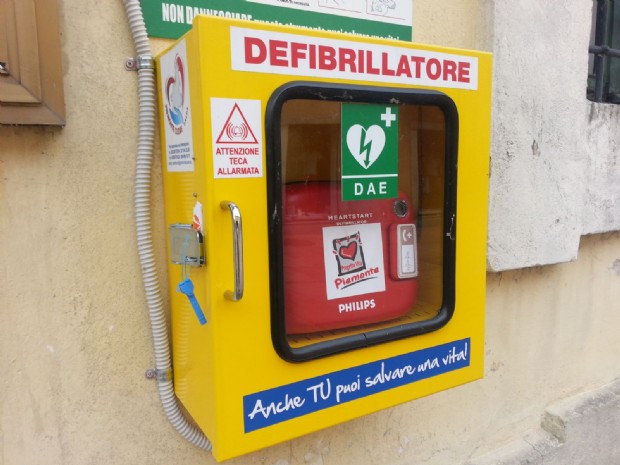 defibrillatore teca