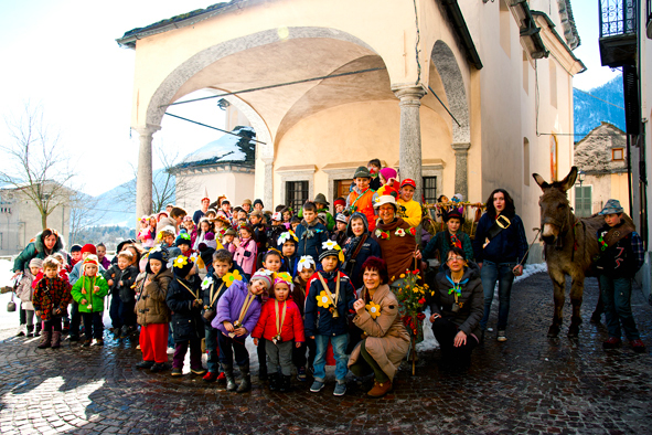vigezzo albino bambini campanacci