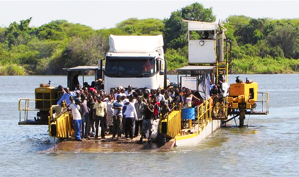 guado barca immigrati