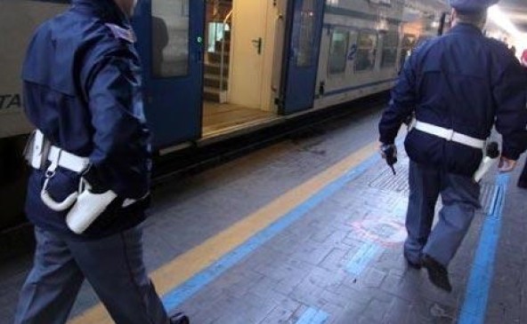 polizia treno