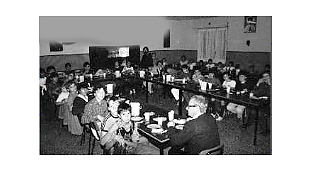 bambini casa fanciullo anni 60 bn