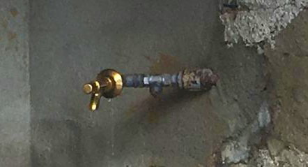 rubinetto pressione lavatoio